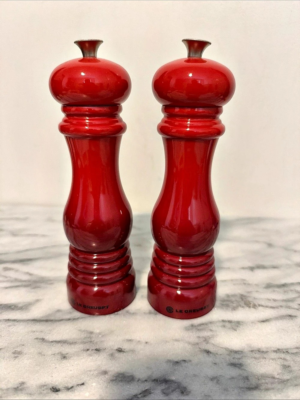 Le Creuset Salt and Pepper Mill Set Red acrylic 8” tall